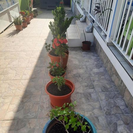 La Casa Binecha Avec Jacuzzi Vila Baillif Exterior foto