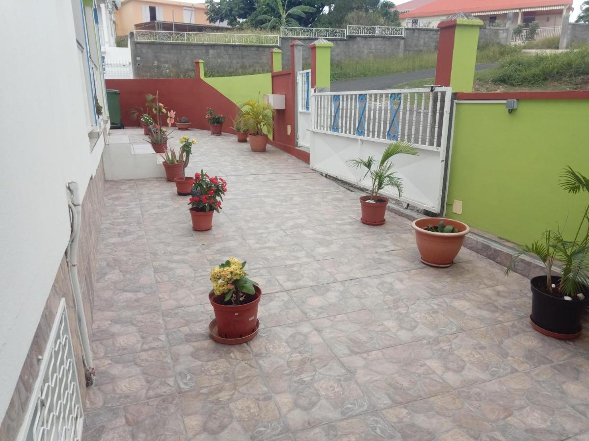 La Casa Binecha Avec Jacuzzi Vila Baillif Exterior foto