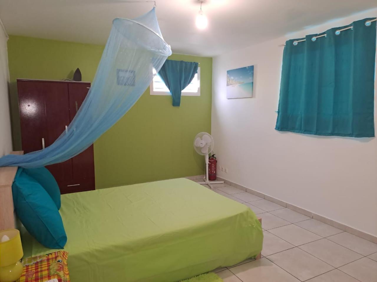 La Casa Binecha Avec Jacuzzi Vila Baillif Exterior foto