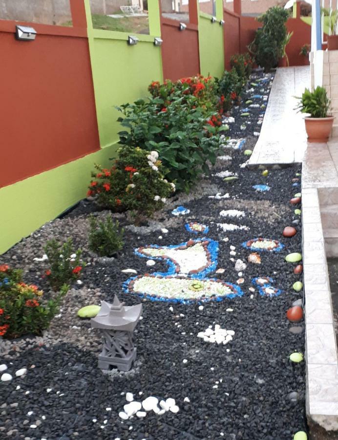 La Casa Binecha Avec Jacuzzi Vila Baillif Exterior foto